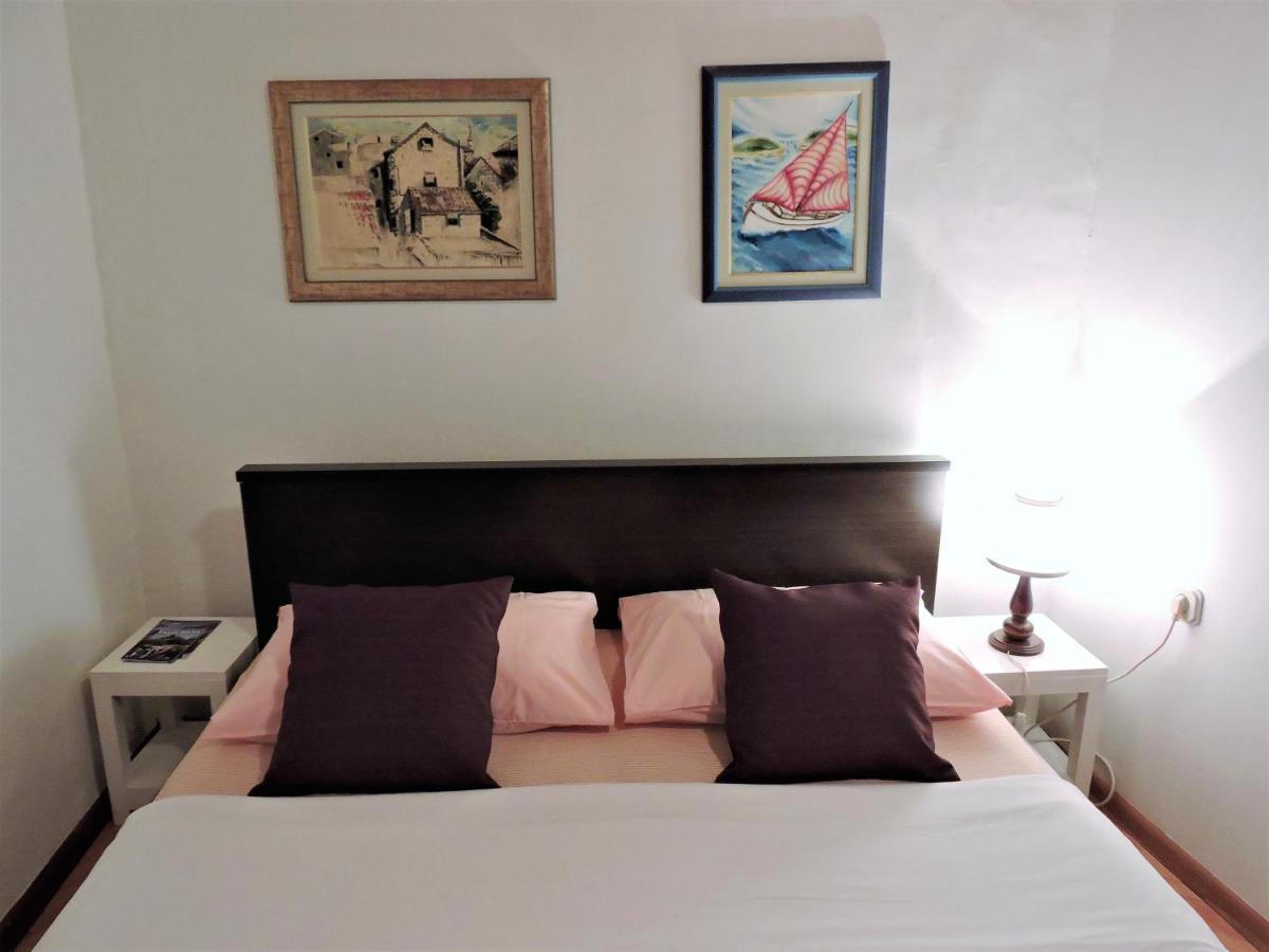 Bruno Split Centre Apartment And Room エクステリア 写真