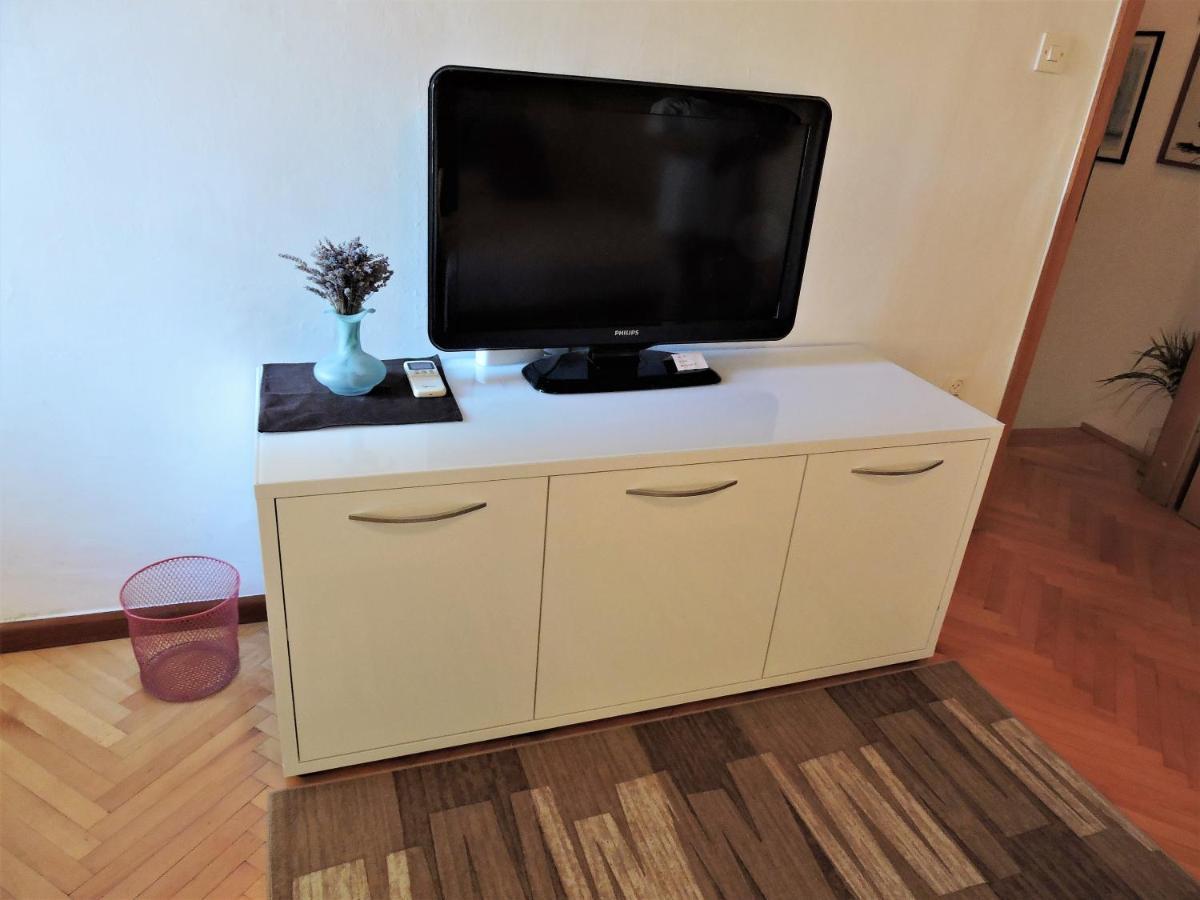 Bruno Split Centre Apartment And Room エクステリア 写真